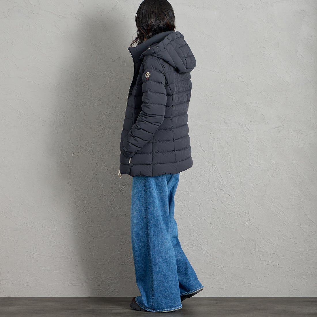 CAPE HORN [ケープホーン] SALTA MURMASKY / サルタ マーマスキー ダウンジャケット [D2576] 501 BLACK &&モデル身長：160cm 着用サイズ：44&&