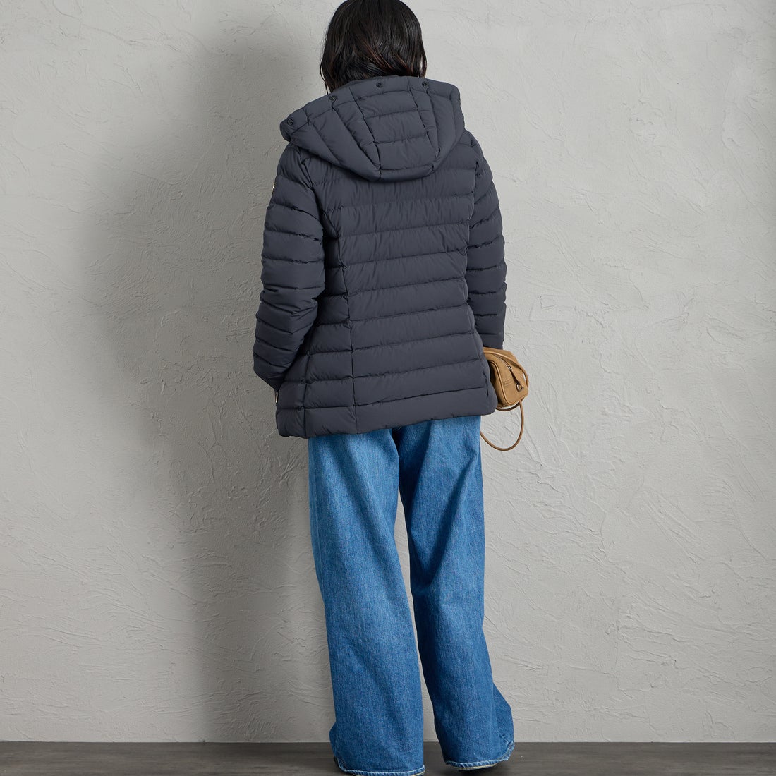 CAPE HORN [ケープホーン] SALTA MURMASKY / サルタ マーマスキー ダウンジャケット [D2576] 501 BLACK &&モデル身長：160cm 着用サイズ：44&&