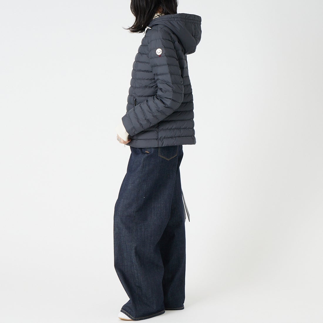 CAPE HORN [ケープホーン] USHUAIA / ウシュアイア フーデッド ダウンジャケット [D2543] 501 BLACK &&モデル身長：162cm 着用サイズ：40&&
