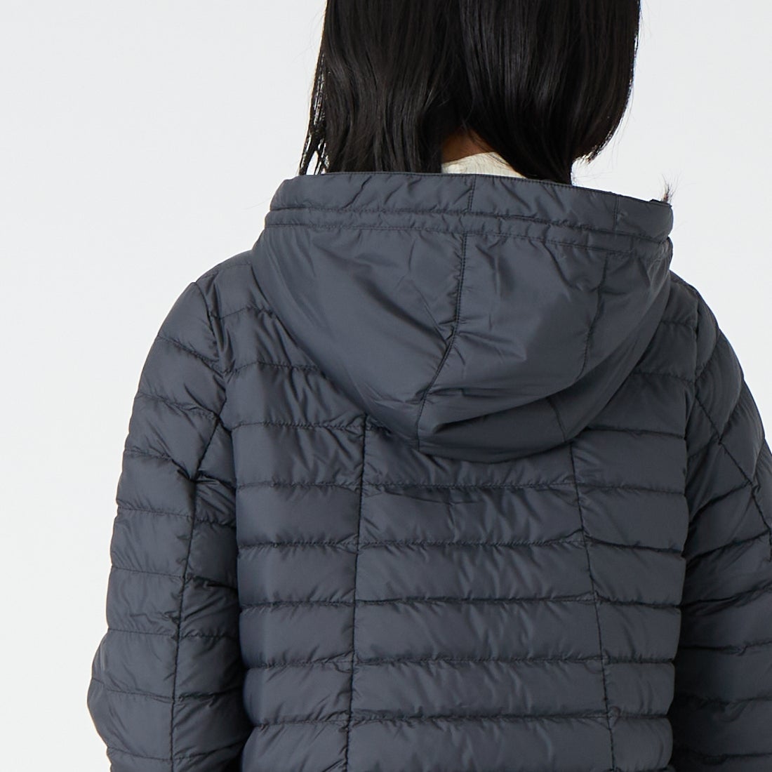 CAPE HORN [ケープホーン] USHUAIA / ウシュアイア フーデッド ダウンジャケット [D2543] 501 BLACK &&モデル身長：162cm 着用サイズ：40&&