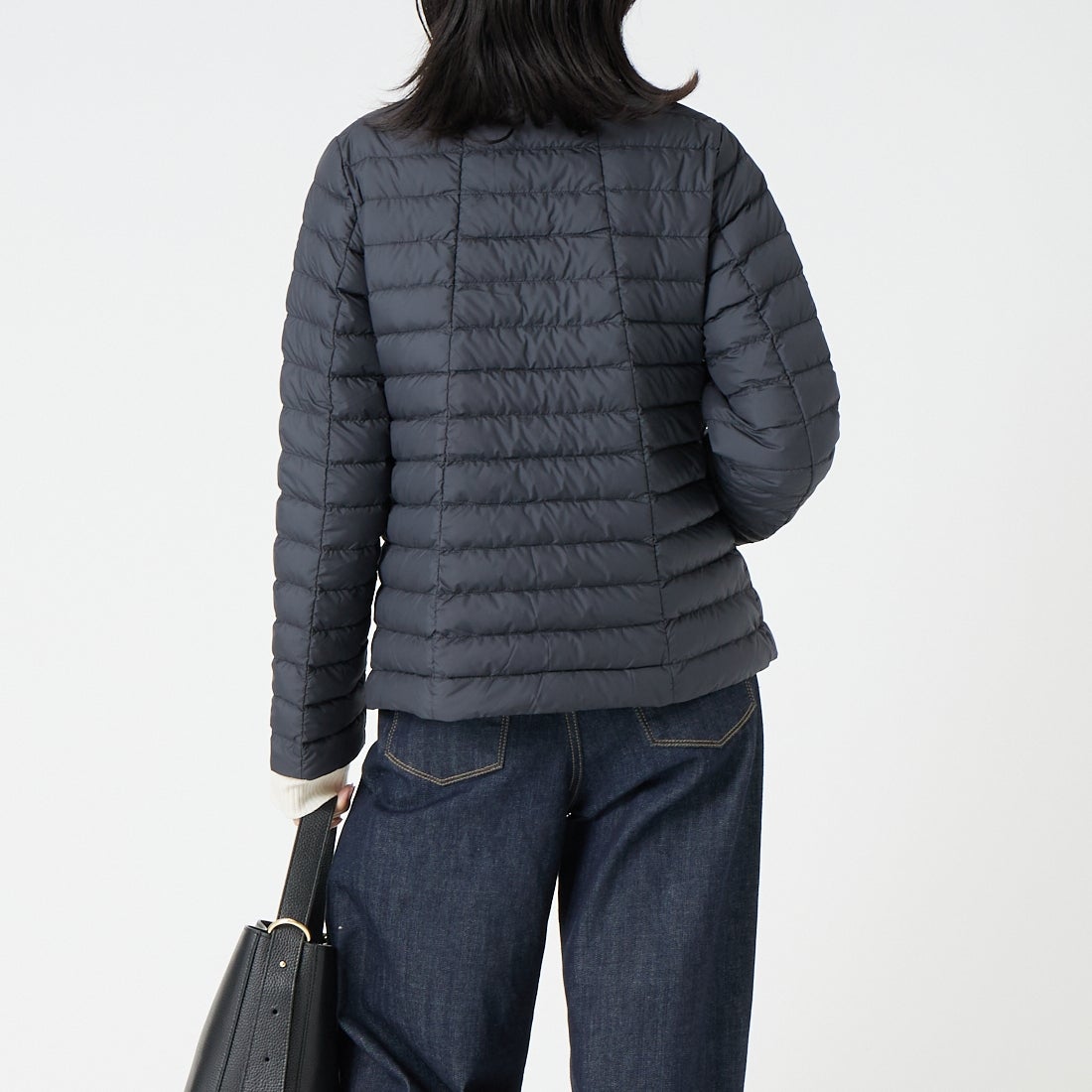 CAPE HORN [ケープホーン] USHUAIA / ウシュアイア フーデッド ダウンジャケット [D2543] 501 BLACK &&モデル身長：162cm 着用サイズ：40&&