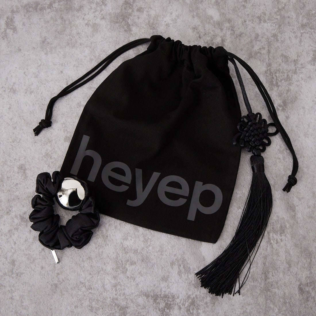 heyep [ヘイップ] ミディアム メタルボール シルクシュシュ [HP1424] BLACK