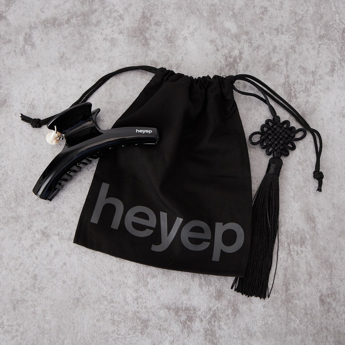 heyep [ヘイップ] パールモチーフ ヘアクリップ [HP09626] BLACK