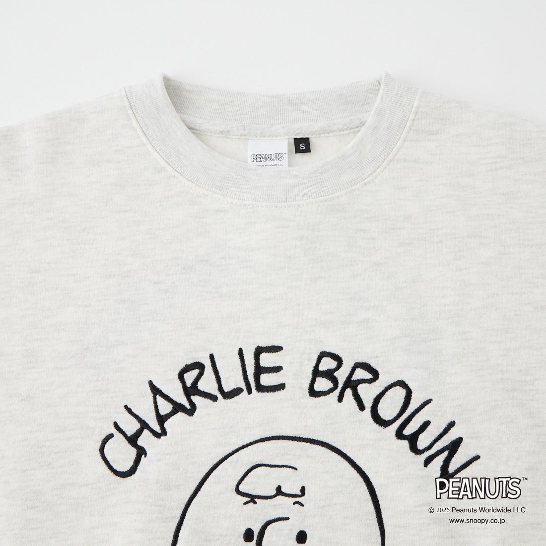 PEANUTS × JEANS FACTORY [ピーナッツ × ジーンズファクトリー] 別注 PEANUTS チャーリー・ブラウン スウェット [JFC-264-086] ASH.GRY
