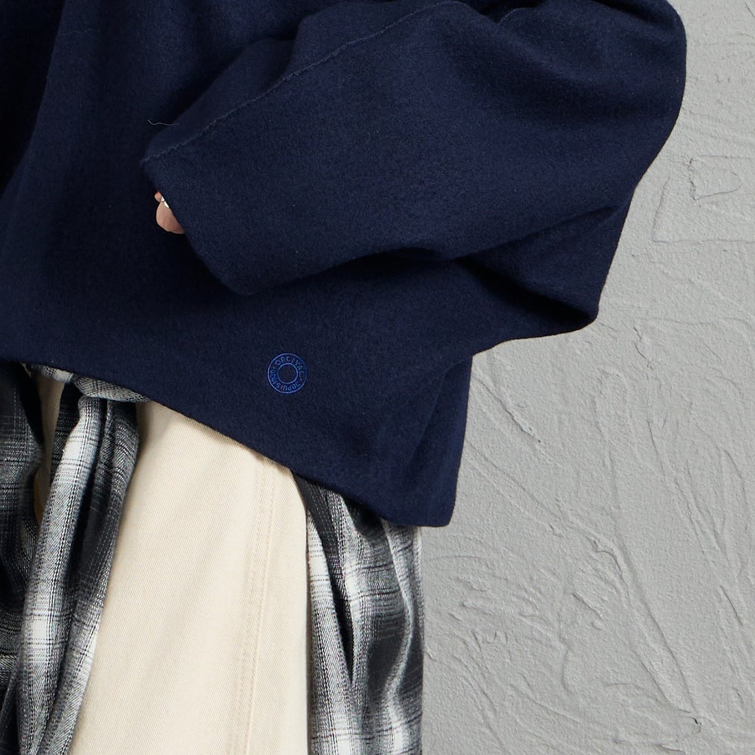 ORCIVAL [オーシバル] Vネックドルマンスリーブカーディガン [OR-D0151KKW] DK.NAVY &&モデル身長：160cm 着用サイズ：1&&
