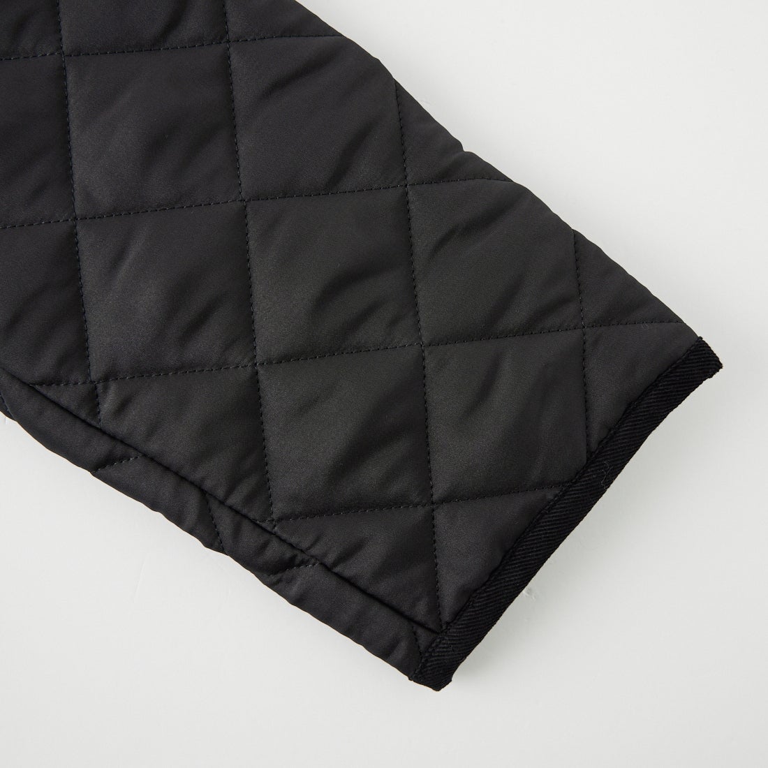 Traditional Weatherwear [トラディショナル ウェザーウェア] WAVERLY / ウェーバリー Aラインジップ [APQCO0552AA] AA01 BK/BK