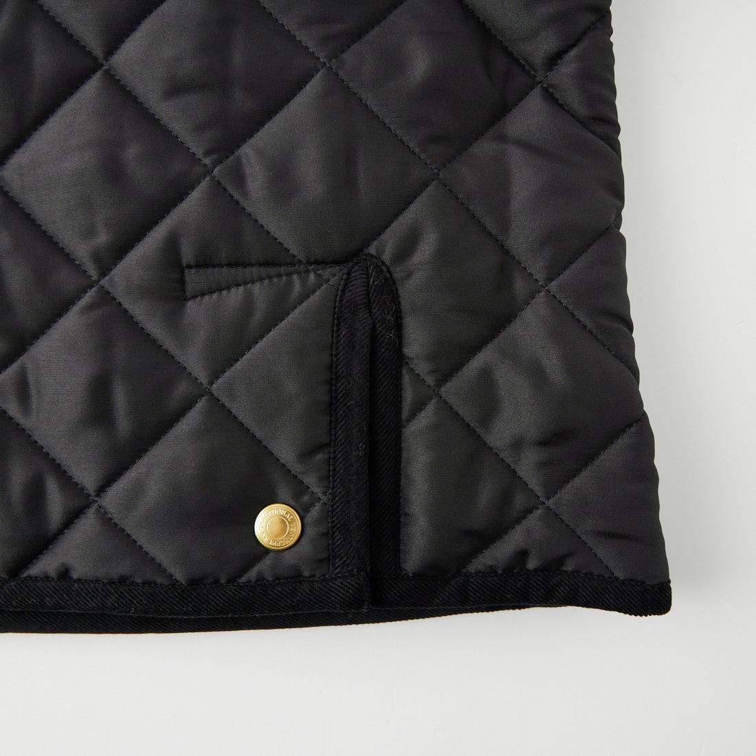 Traditional Weatherwear [トラディショナル ウェザーウェア] WAVERLY / ウェーバリー Aラインジップ [APQCO0552AA] AA01 BK/BK