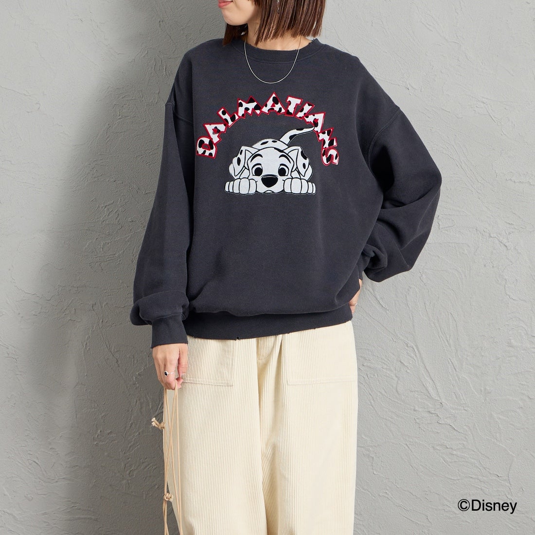 Jeans Factory Clothes [ジーンズファクトリークローズ] キャラダメージスウェット / 101DALMATIANS [JFC-264-072] BLACK &&モデル身長：159cm 着用サイズ：S&&