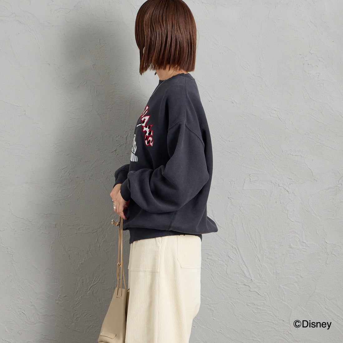 Jeans Factory Clothes [ジーンズファクトリークローズ] キャラダメージスウェット / 101DALMATIANS [JFC-264-072] BLACK &&モデル身長：159cm 着用サイズ：S&&