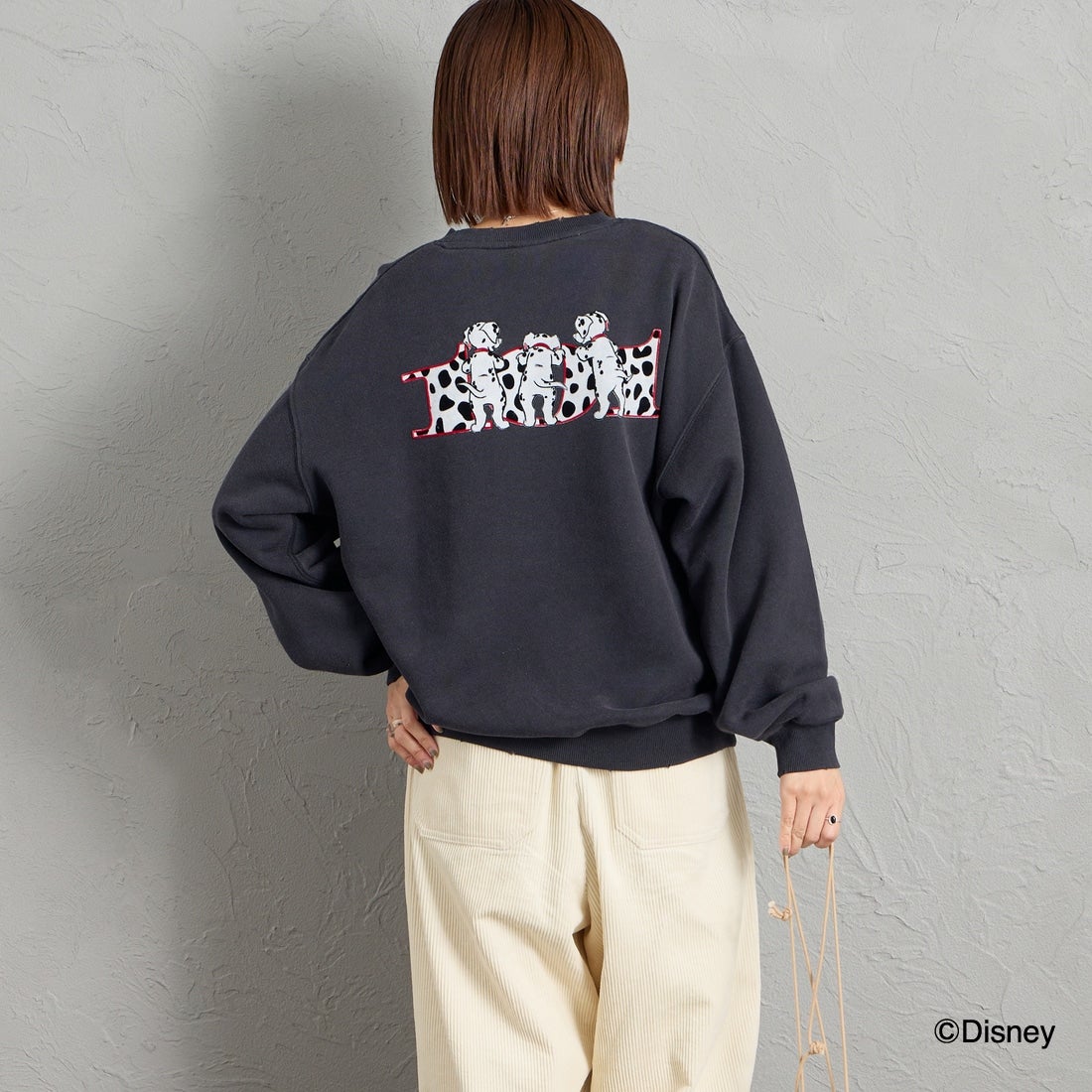 Jeans Factory Clothes [ジーンズファクトリークローズ] キャラダメージスウェット / 101DALMATIANS [JFC-264-072] BLACK &&モデル身長：159cm 着用サイズ：S&&
