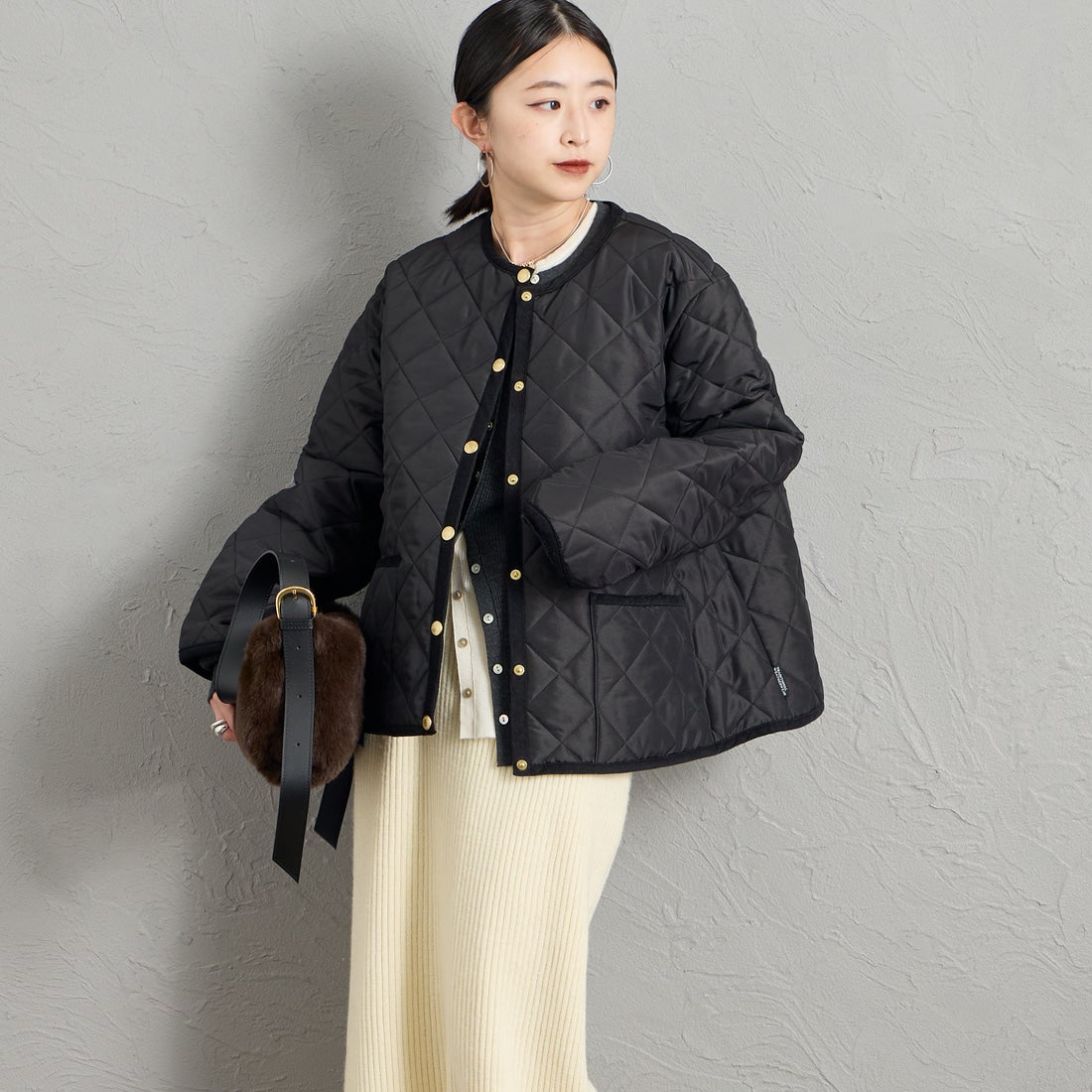 Traditional Weatherwear [トラディショナル ウェザーウェア] ARKLEY / アークリー Aライン [APQCO0484AA] AA01 BK/BK &&モデル身長：150cm 着用サイズ：34&&