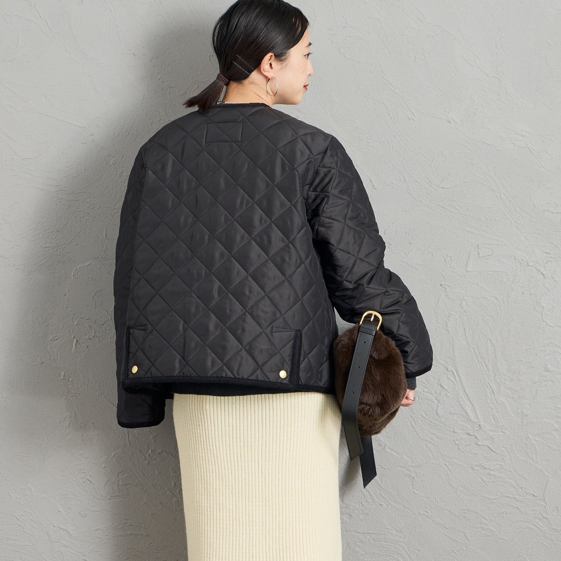 Traditional Weatherwear [トラディショナル ウェザーウェア] ARKLEY / アークリー Aライン [APQCO0484AA] AA01 BK/BK &&モデル身長：150cm 着用サイズ：34&&
