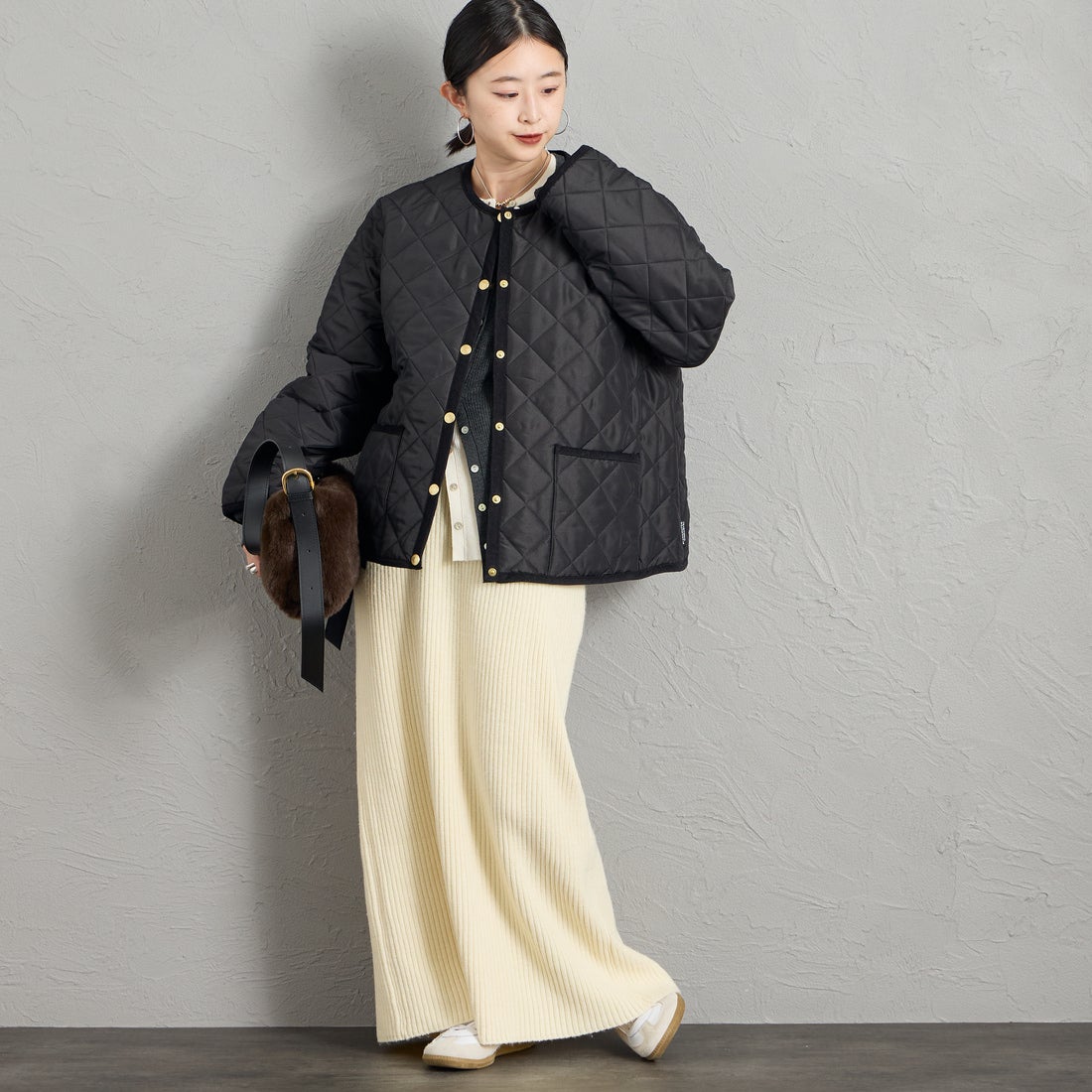 Traditional Weatherwear [トラディショナル ウェザーウェア] ARKLEY / アークリー Aライン [APQCO0484AA] AA01 BK/BK &&モデル身長：150cm 着用サイズ：34&&