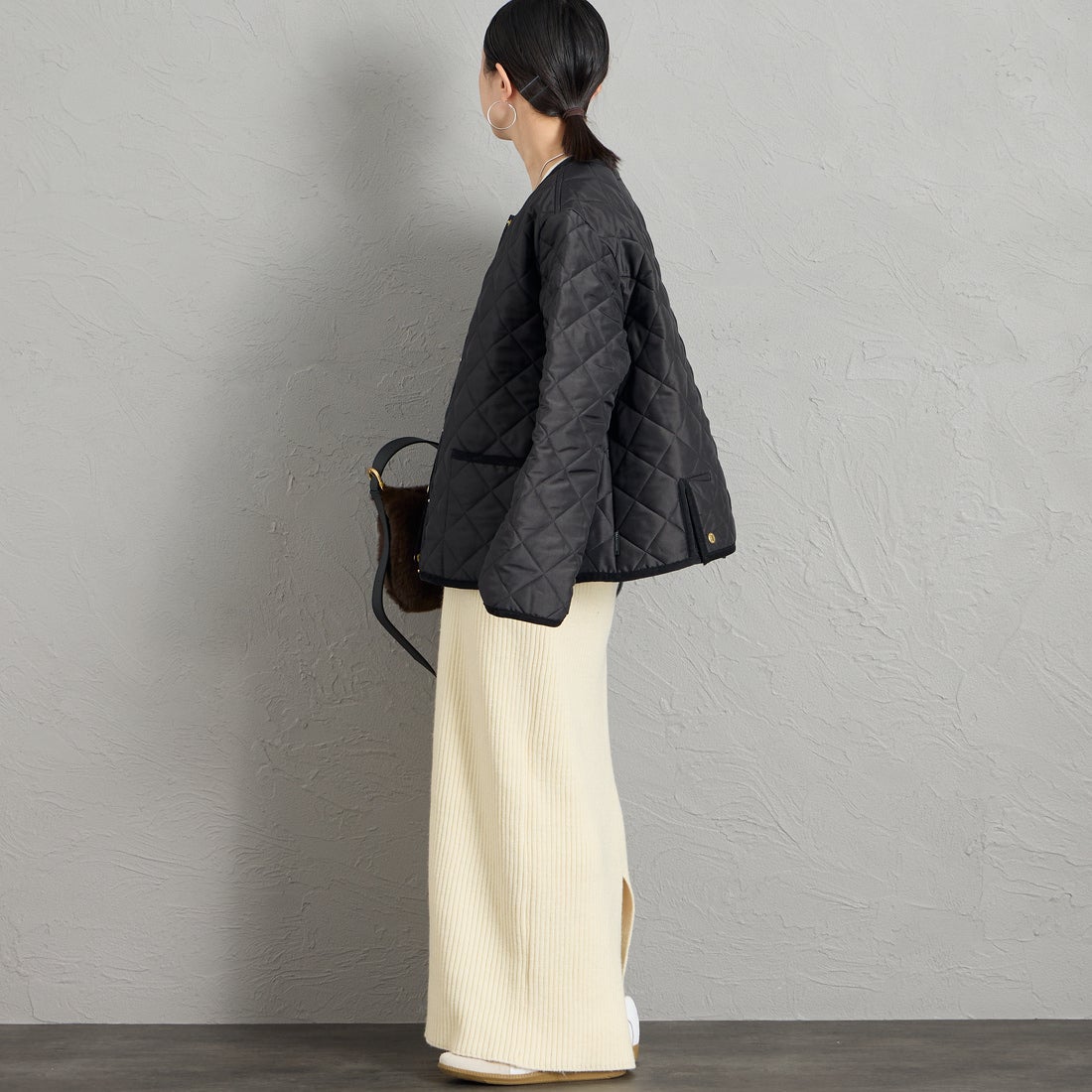 Traditional Weatherwear [トラディショナル ウェザーウェア] ARKLEY / アークリー Aライン [APQCO0484AA] AA01 BK/BK &&モデル身長：150cm 着用サイズ：34&&