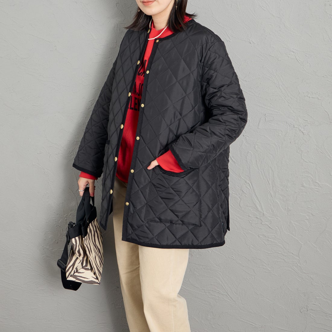 AA01 BK/BK&&モデル身長：160cm 着用サイズ：34&&
