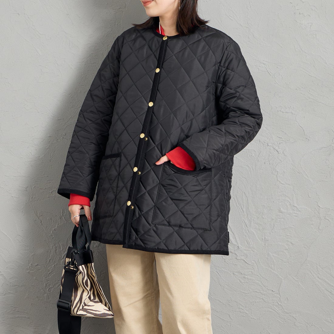 Traditional Weatherwear [トラディショナル ウェザーウェア] ARKLEY / アークリー Aライン ミドル [APQCO0485AA] AA01 BK/BK &&モデル身長：160cm 着用サイズ：34&&