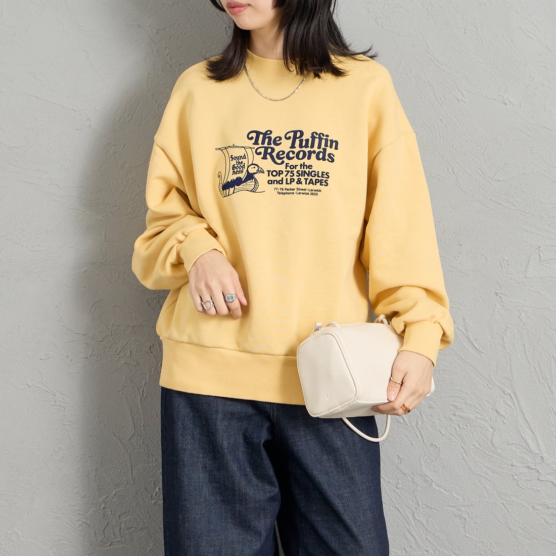 THE SHINZONE [ザ シンゾーン] The Puffin Records スウェットシャツ [26AMSCU09] 54 CORN YE &&モデル身長：162cm 着用サイズ：F0&&