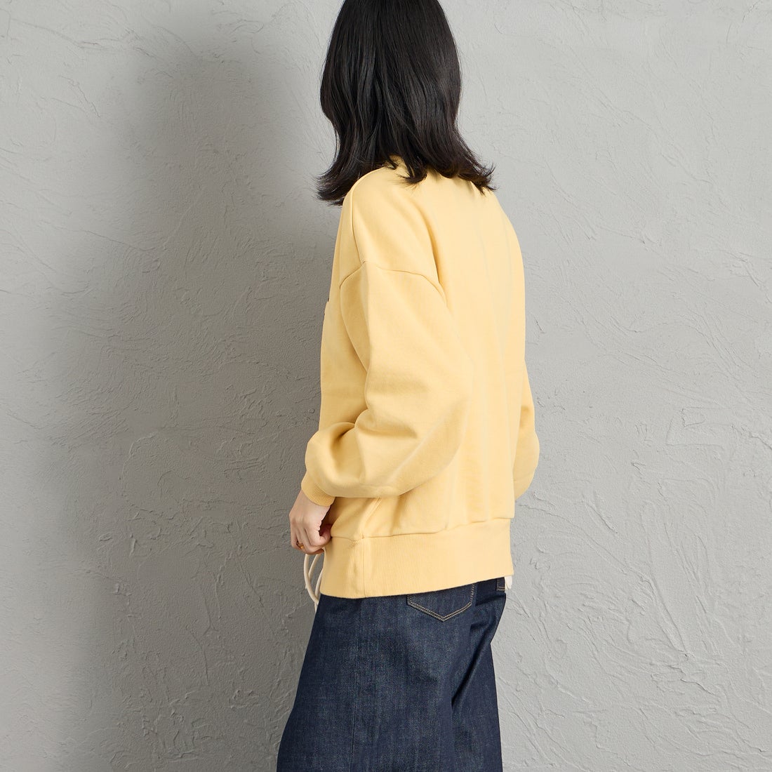 THE SHINZONE [ザ シンゾーン] The Puffin Records スウェットシャツ [26AMSCU09] 54 CORN YE &&モデル身長：162cm 着用サイズ：F0&&