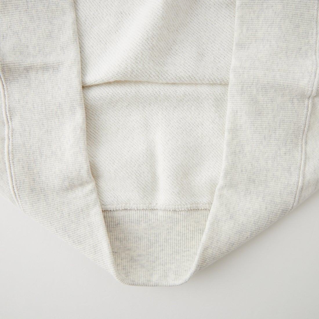 Hanes [ヘインズ] クルーネックスウェットシャツ [HM4CE001] 01H H.WHIT