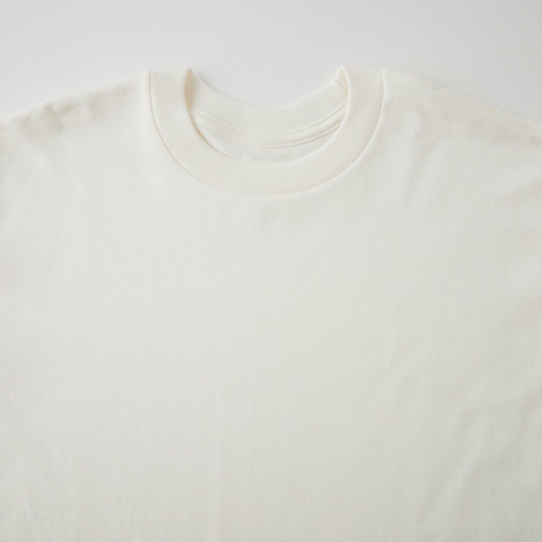 Hanes [ヘインズ] 1P クルーネックロングスリーブTシャツ [HM4-D201] 010 WHITE