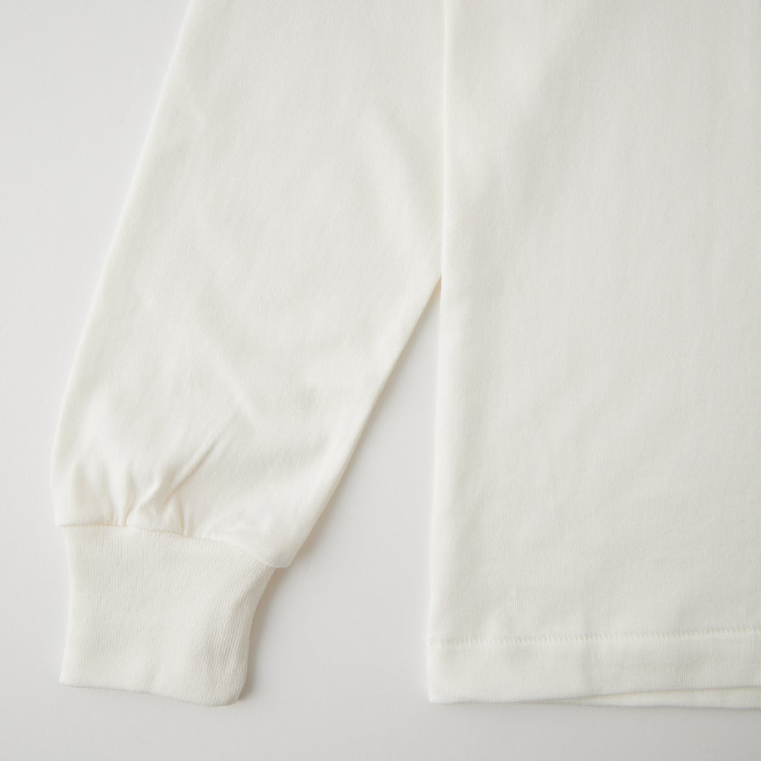 Hanes [ヘインズ] 1P クルーネックロングスリーブTシャツ [HM4-D201] 010 WHITE