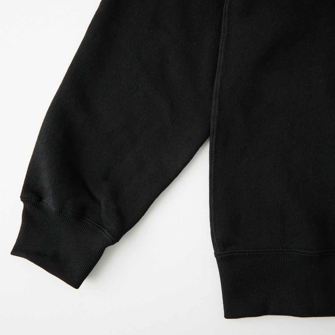 Hanes [ヘインズ] クルーネックスウェットシャツ [HM4CE004] 090 BLACK