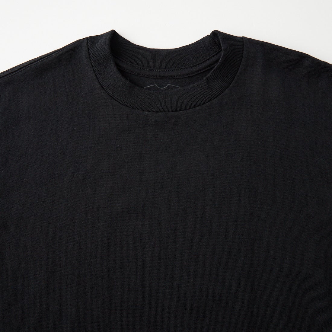 Hanes [ヘインズ] 1P クルーネックロングスリーブTシャツ [HM4-D202] 090 BLACK