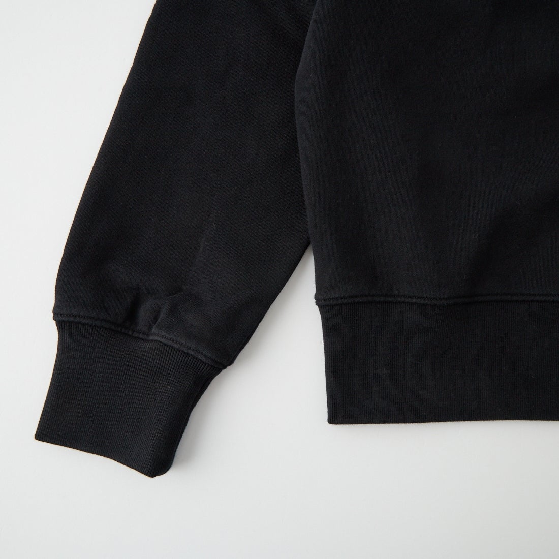 MAISON KITSUNE [メゾン キツネ] プロフィール フォックス ジップ ポロ スウェットシャツ [MRMJS08KM0340] P199 BLACK
