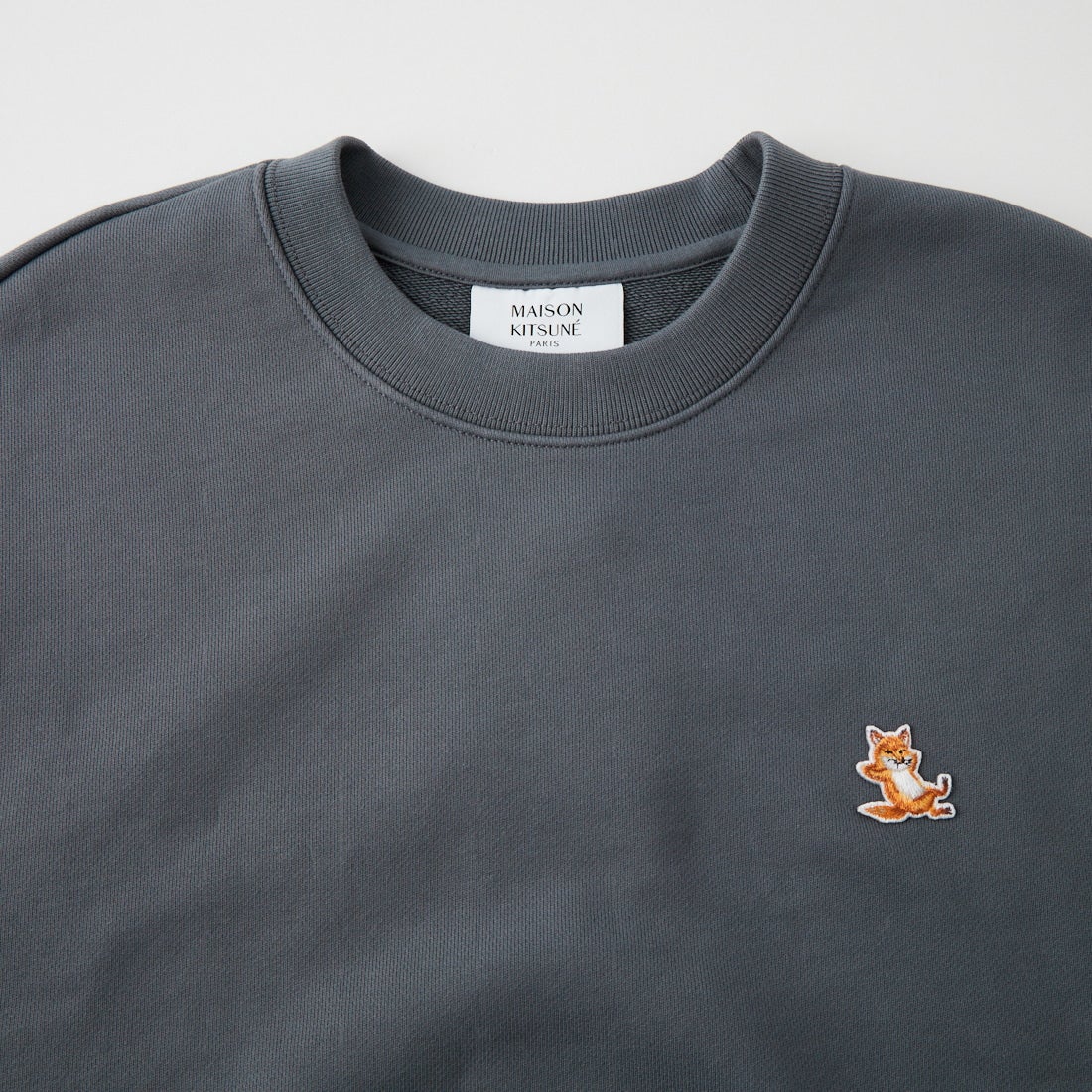 MAISON KITSUNE [メゾン キツネ] チラックス フォックス コンフォート スウェットシャツ [MRMJS14KM0341] 0585 STONE