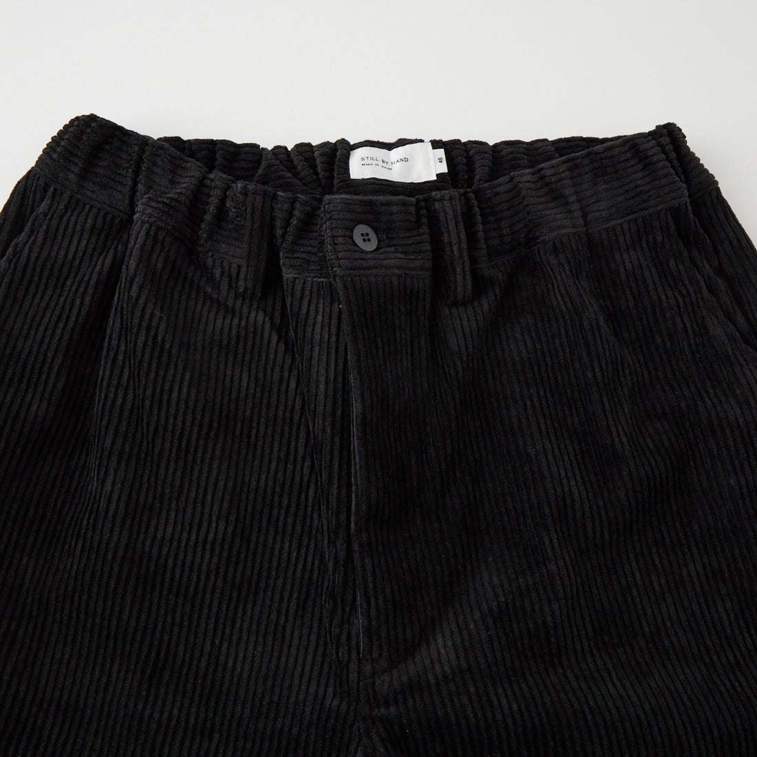 STILL BY HAND [スティルバイハンド] コーデュロイ ストレートパンツ [PT03263] BLACK