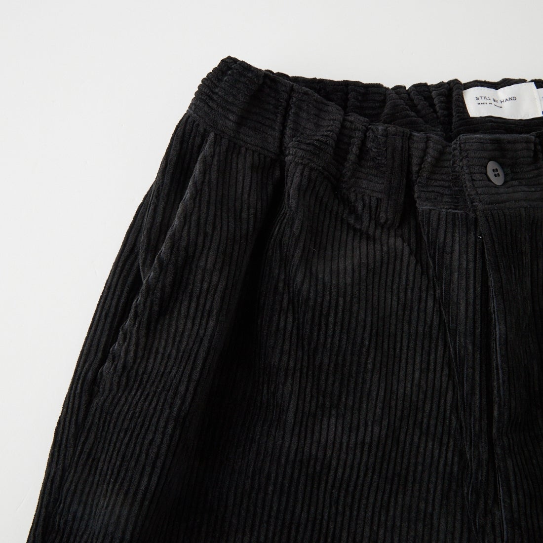 STILL BY HAND [スティルバイハンド] コーデュロイ ストレートパンツ [PT03263] BLACK