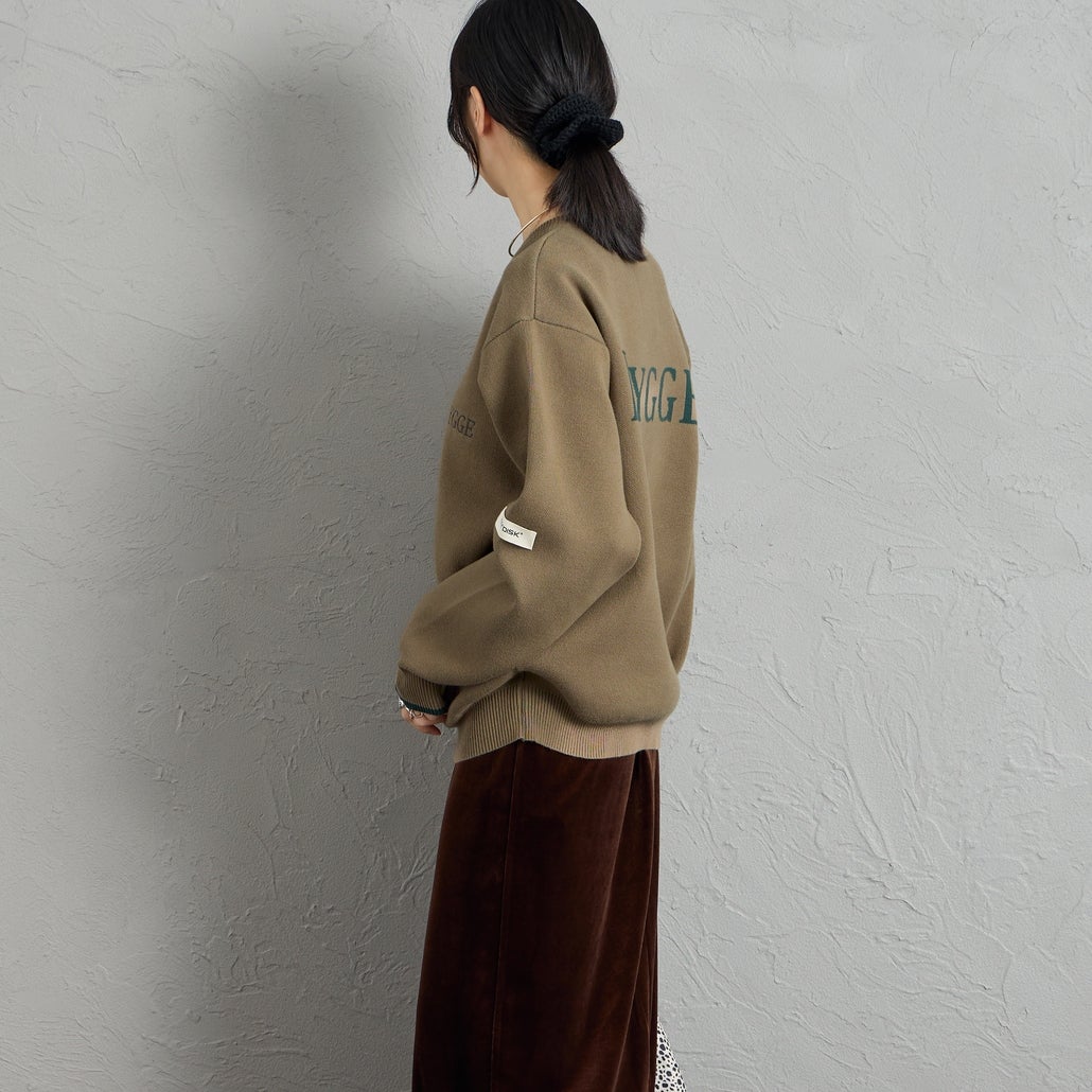 NORDISK [ノルディスク] 別注 HYGGE バックロゴジャガードニット [NU21802-JF] BEIGE &&モデル身長：162cm 着用サイズ：S&&