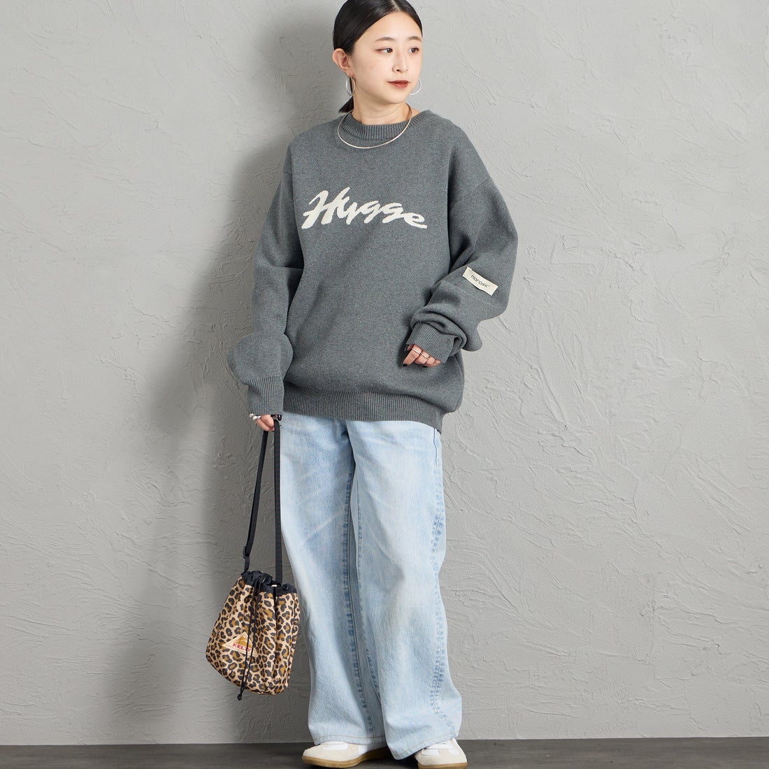 NORDISK [ノルディスク] 別注 HYGGE ジャガードロゴニット [NU21803-JF] GREY &&モデル身長：150cm 着用サイズ：S&&