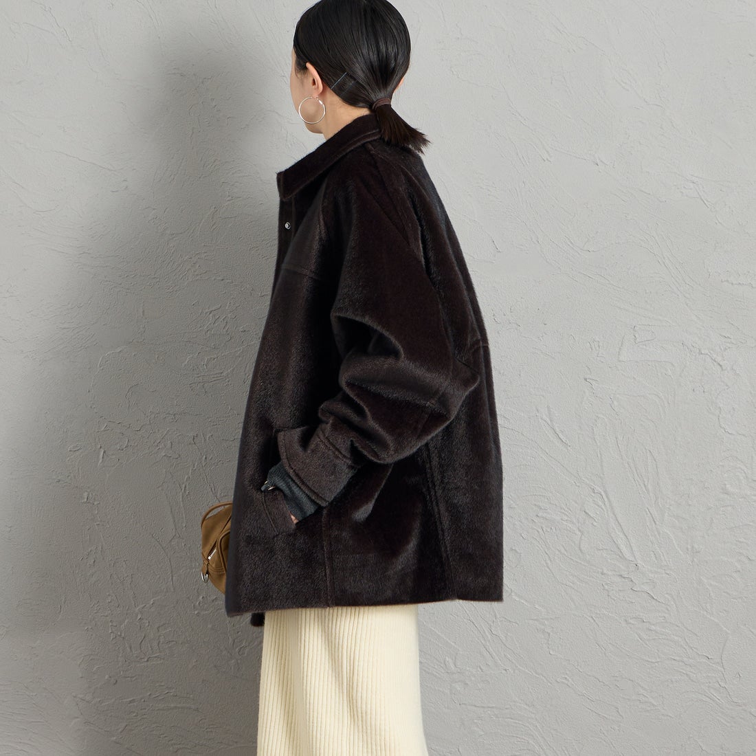 Noir Fabrik [ヌワールファブリック] ホースファー デザインジャケット [25893-HN] BROWN &&モデル身長：150cm 着用サイズ：F&&