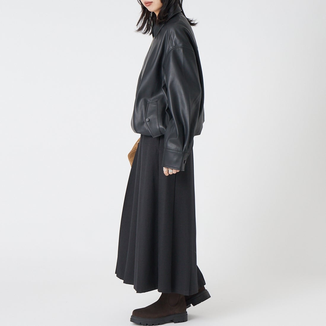 Noir Fabrik [ヌワールファブリック] バルーンレザージャケット [25917-HN] BLACK &&モデル身長：162cm 着用サイズ：F&&