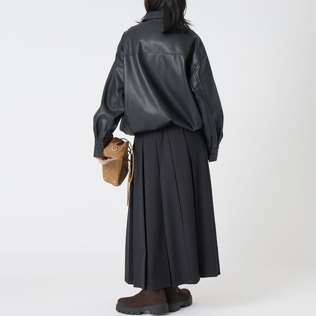 Noir Fabrik [ヌワールファブリック] バルーンレザージャケット [25917-HN] BLACK &&モデル身長：162cm 着用サイズ：F&&