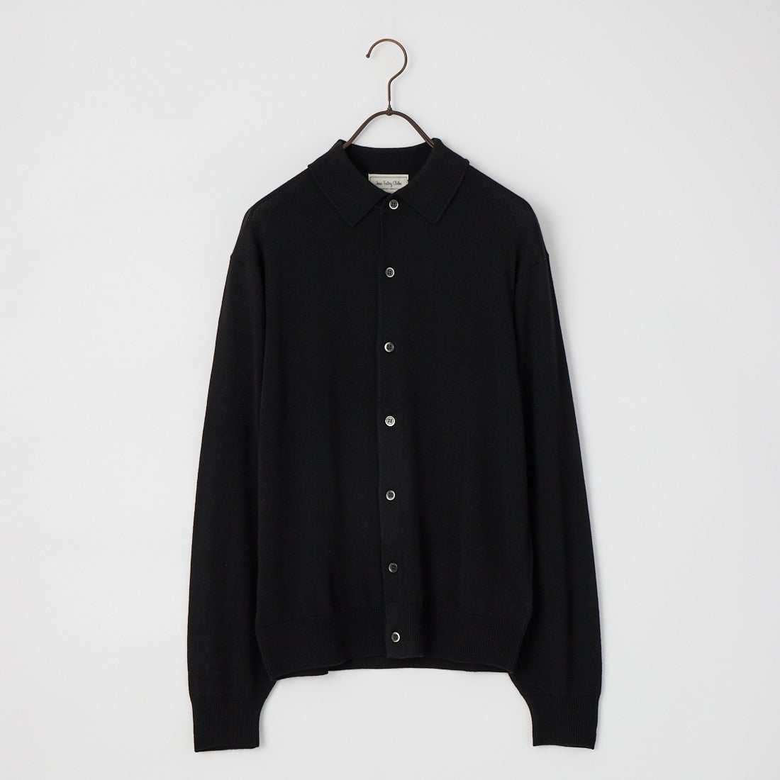 005 BLACK