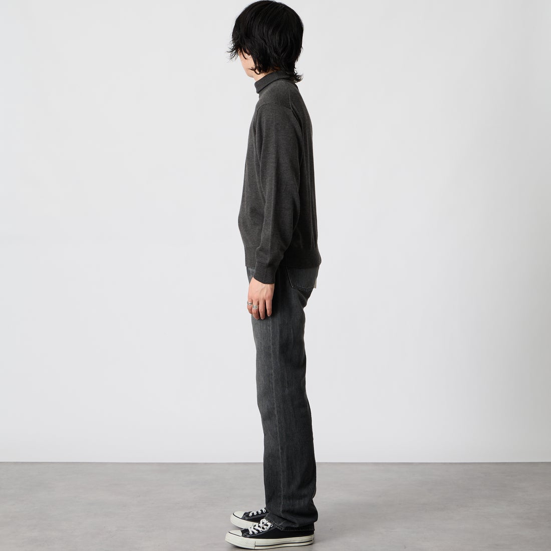 Jeans Factory Clothes [ジーンズファクトリークローズ] 12G メロウヤーン タートルネックニット [26522019] 004 CHARCO &&モデル身長：177cm 着用サイズ：M&&