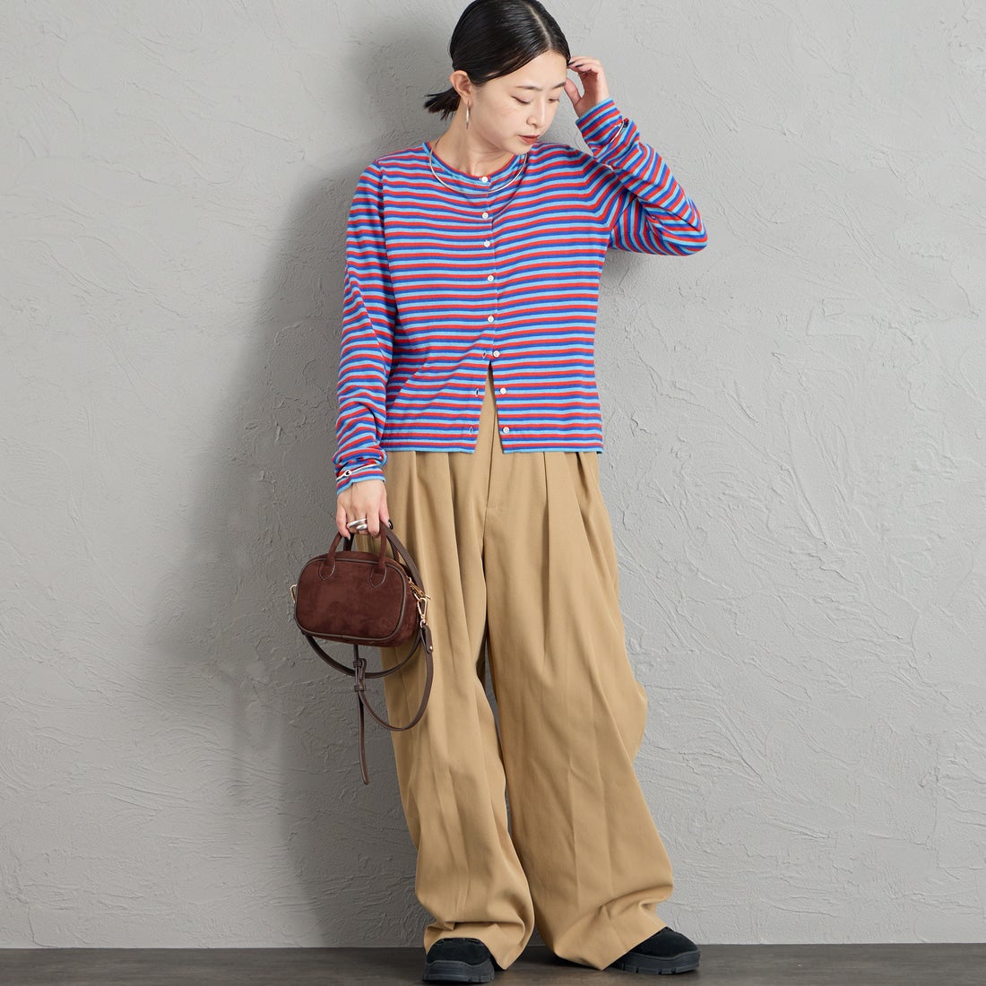 RYE TENDER [ライテンダー] 別注 マルチボーダーカーディガン [101452620-JF] BLUE STRIP &&モデル身長：150cm 着用サイズ：0&&
