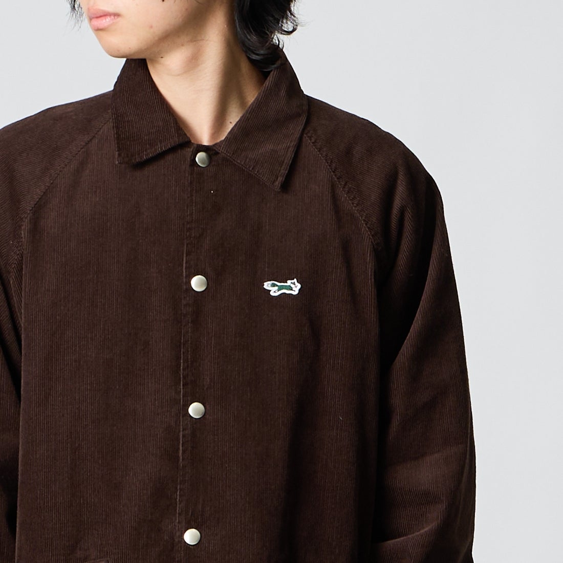 THE FOX [ザフォックス] 別注 コーデュロイコーチジャケット [PN26F002-JF] DK.BROWN &&モデル身長：177cm 着用サイズ：M&&