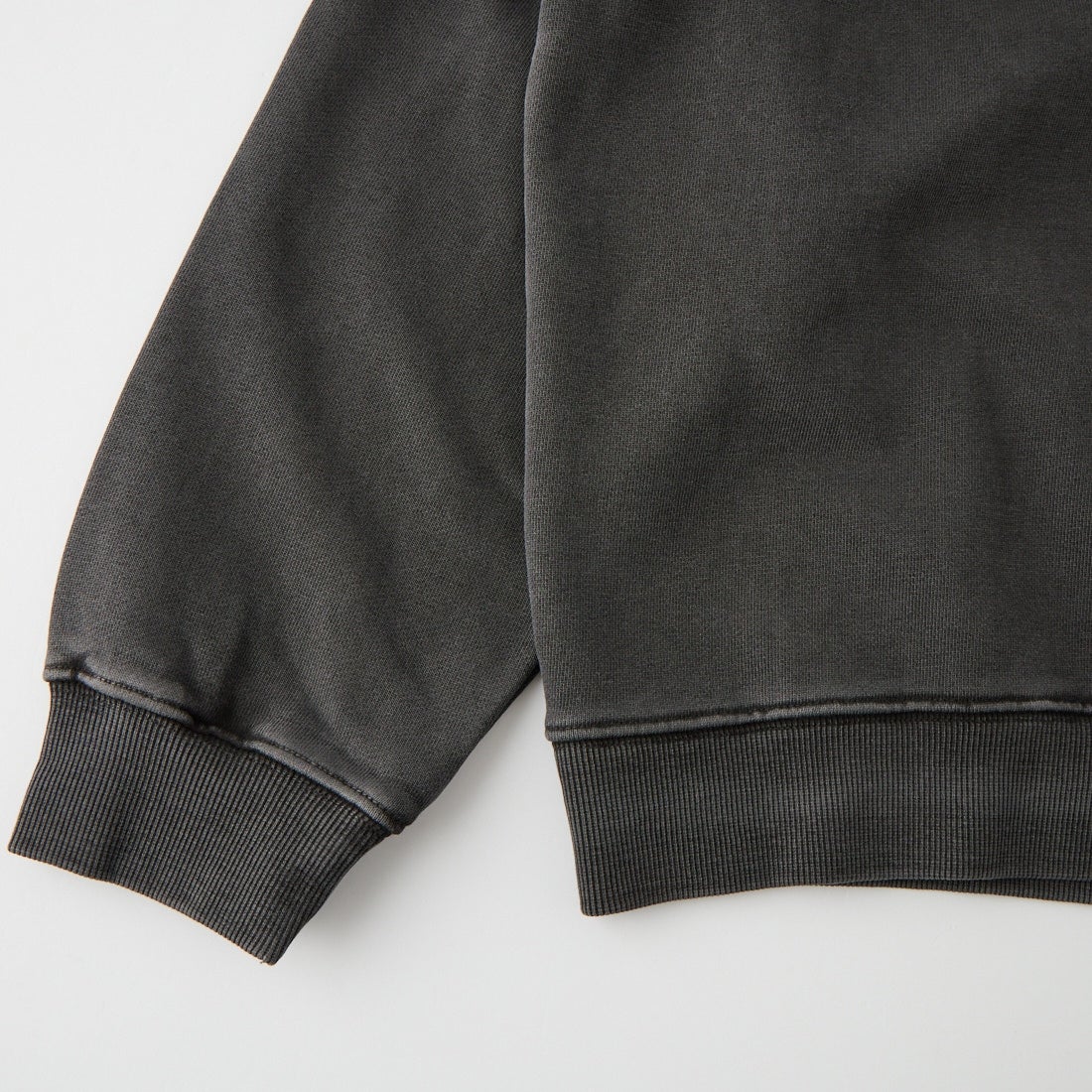 HAVEOFFDUTY [ハブオフデューティ] ガーメントダイ クルーネックスウェットシャツ [HOD26-02-TS003] CHARCOAL