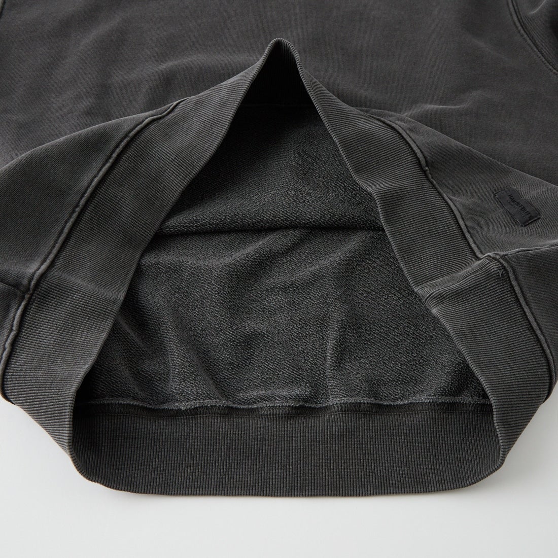 HAVEOFFDUTY [ハブオフデューティ] ガーメントダイ クルーネックスウェットシャツ [HOD26-02-TS003] CHARCOAL