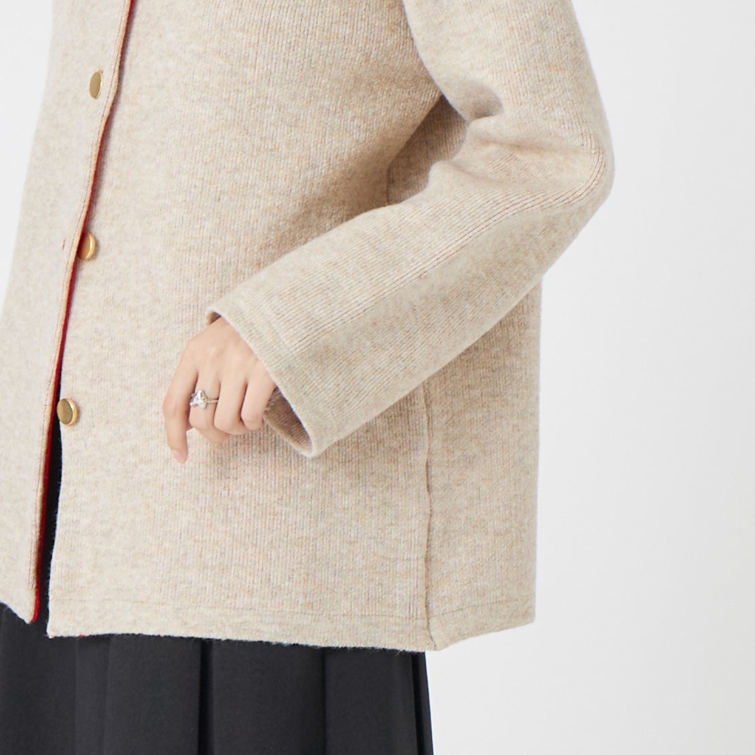 Maison de L'allure [メゾン ドゥ ラリュール] ダブルフェイスニットコート [M24131036-1] 22 BEG/RED &&モデル身長：162cm 着用サイズ：F&&