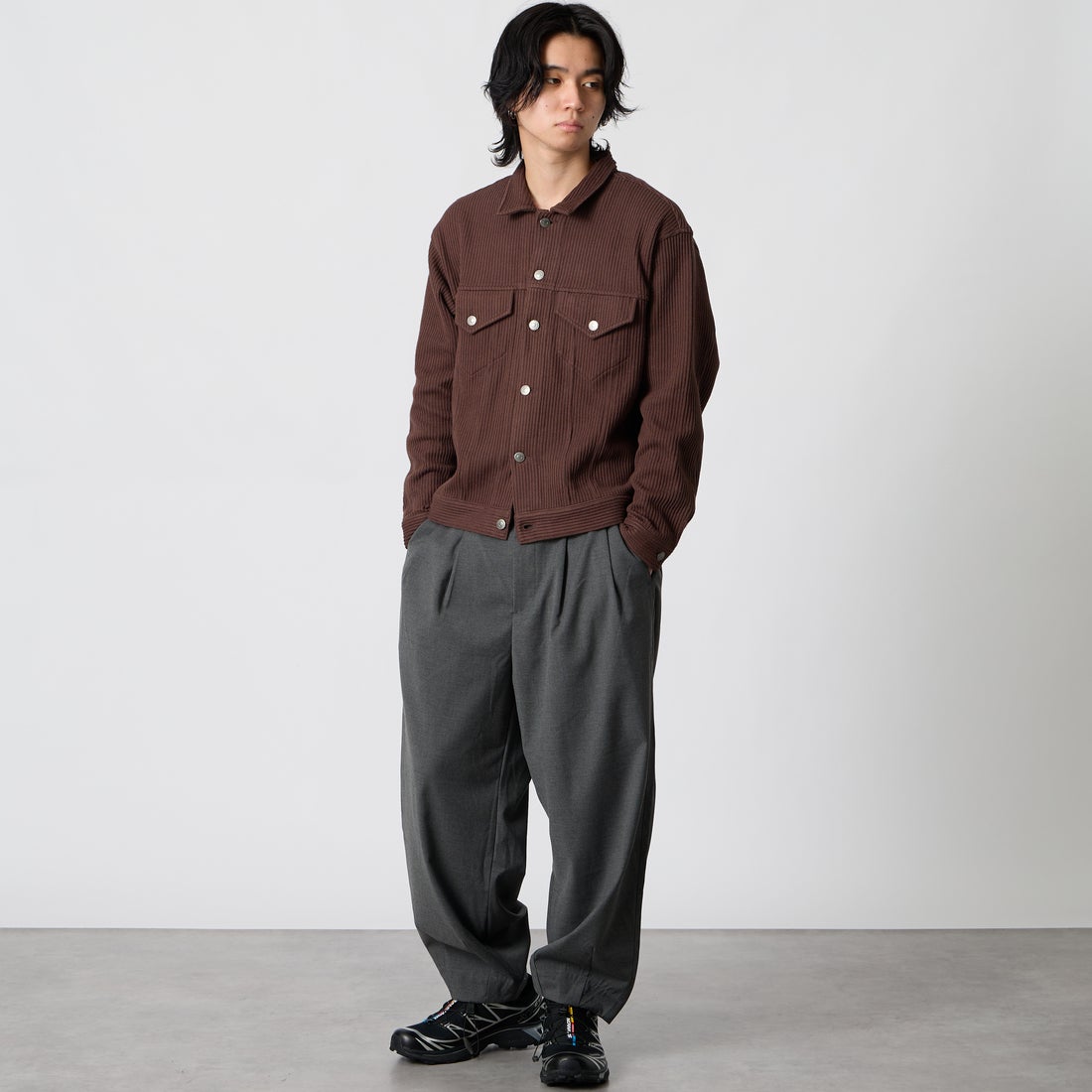 SLICK [スリック] クォーターゲージリブニット トラッカージャケット [5110333] 500 BROWN &&モデル身長：177cm 着用サイズ：1&&