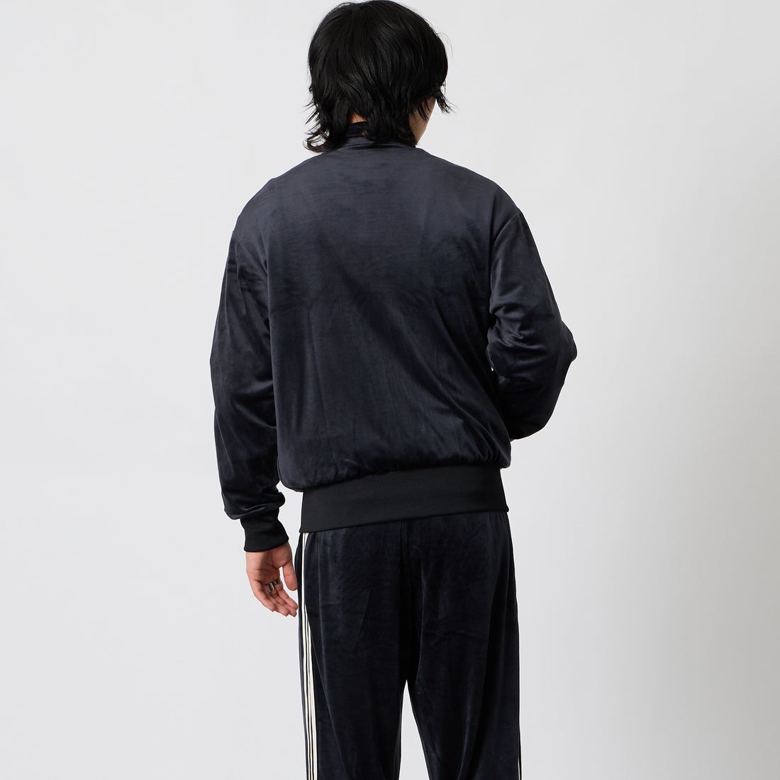 adidas Originals [アディダス オリジナルス] ファイヤーバード ベロア トラックトップ [ZQ134] LC8070 &&モデル身長：177cm 着用サイズ：M&&