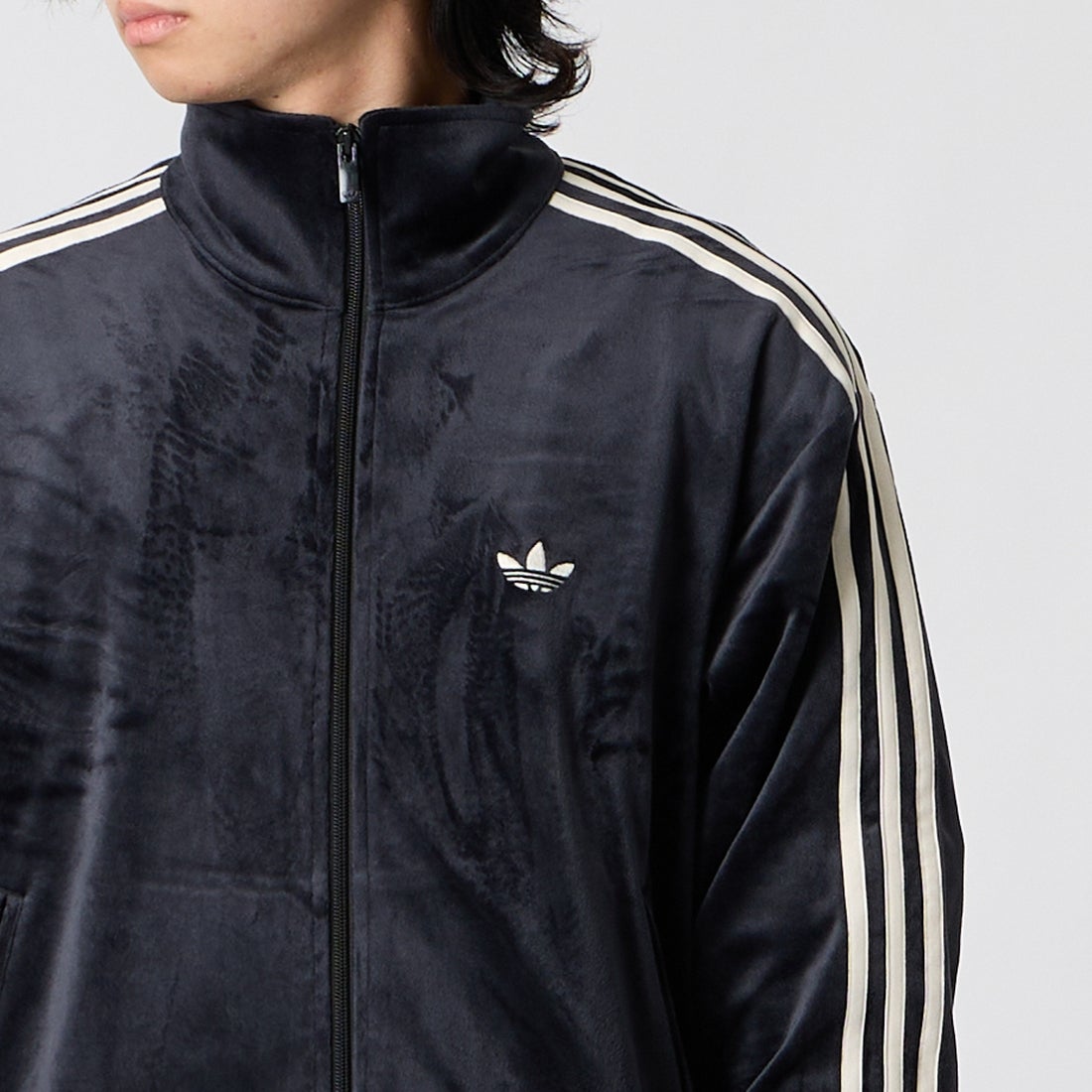 adidas Originals [アディダス オリジナルス] ファイヤーバード ベロア トラックトップ [ZQ134] LC8070 &&モデル身長：177cm 着用サイズ：M&&