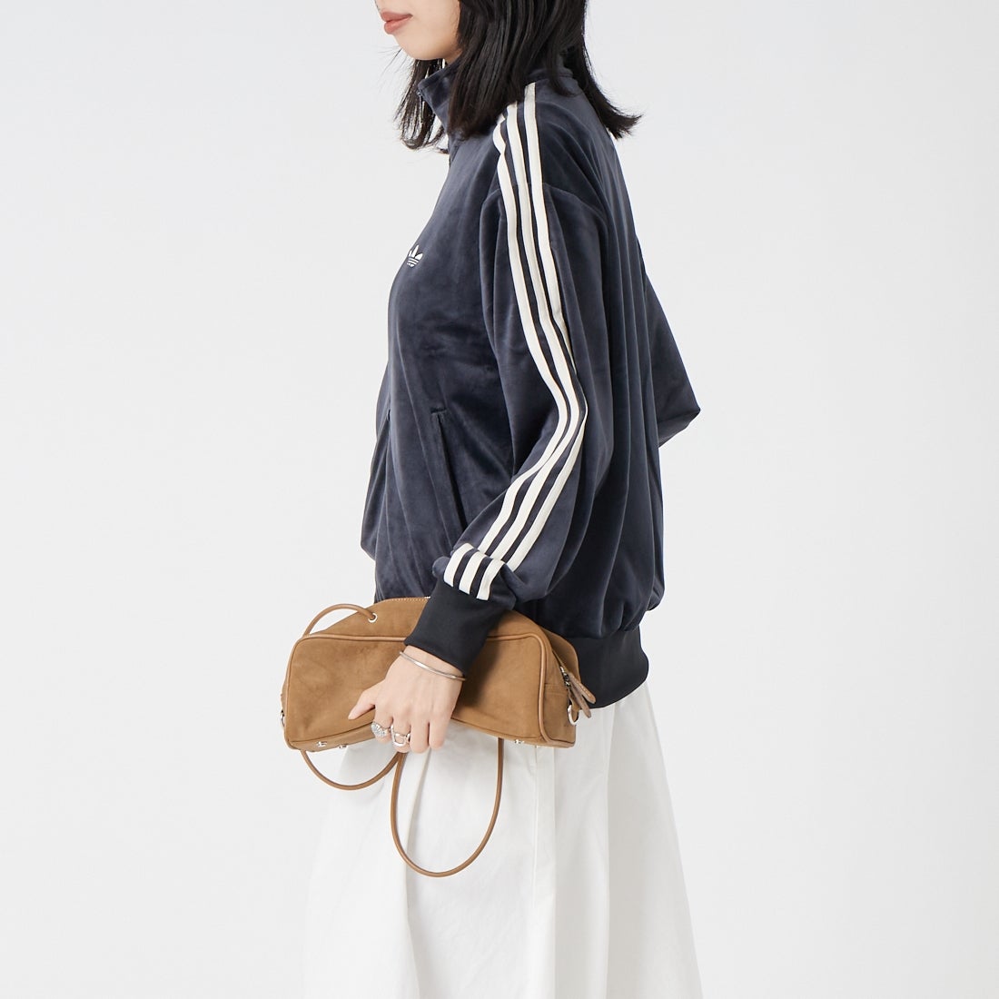 adidas Originals [アディダス オリジナルス] ファイヤーバード ベロア トラックトップ [ZQ134] LC8070 &&モデル身長：162cm 着用サイズ：XS&&