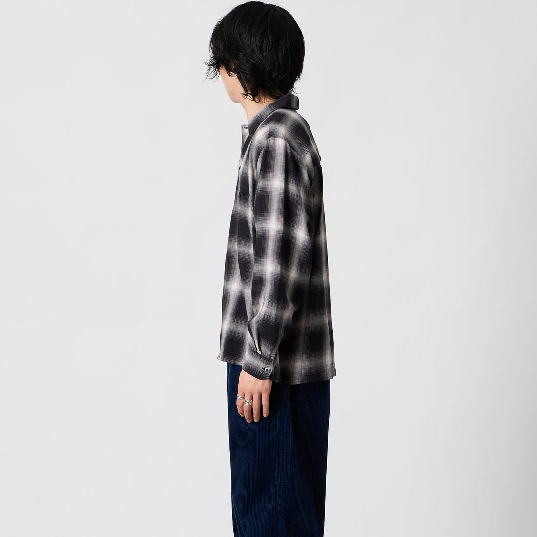 MANUAL ALPHABET [マニュアルアルファベット] オンブレチェックロングスリーブシャツ [MA-S-856] BLACK &&モデル身長：177cm 着用サイズ：2&&
