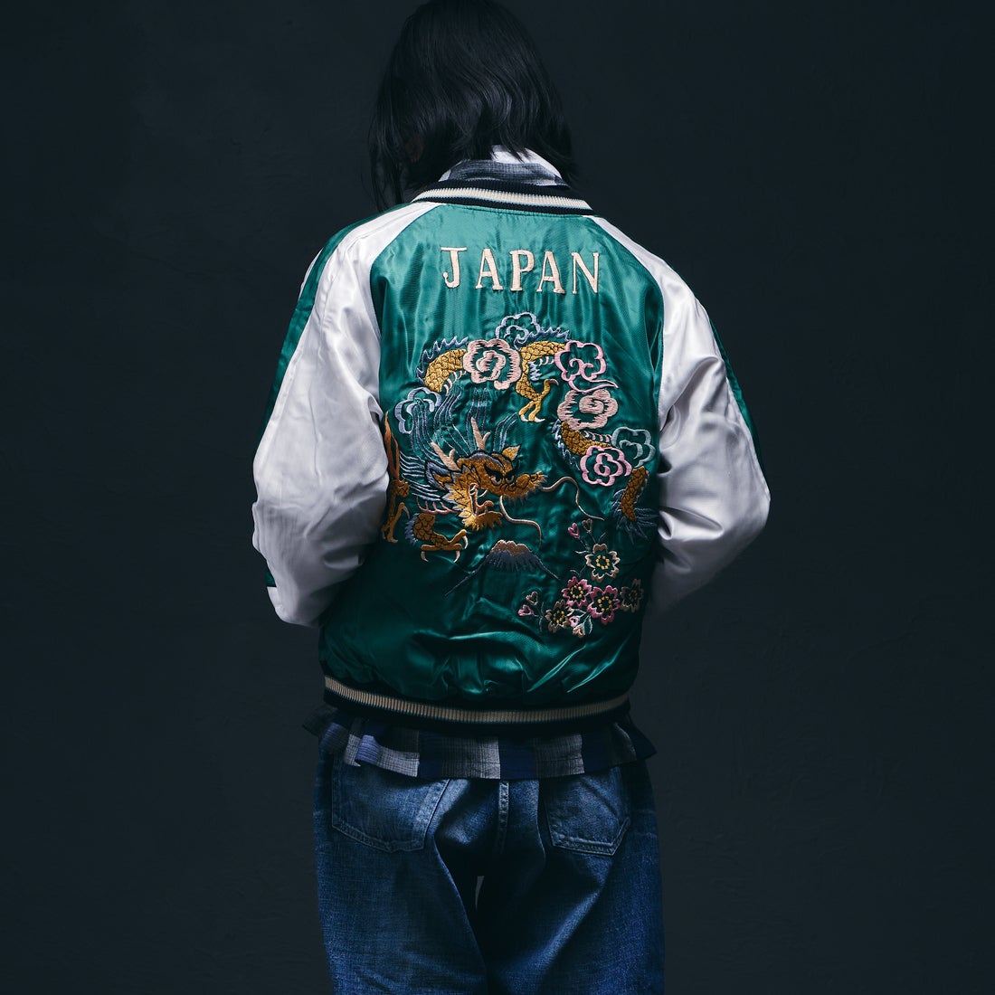 TAILOR TOYO [テーラートウヨウ] 別珍2トーン スーベニアジャケット [TT15975] 119 BLK/BE &&モデル身長：175cm 着用サイズ：L&&