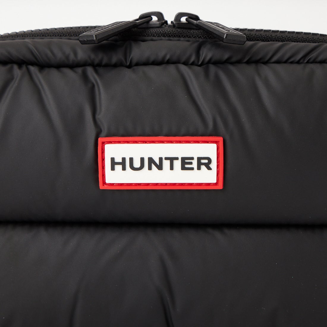 HUNTER [ハンター] イントレピッド エクストラパフクロスボディバッグ [UBX5514KBM] BLK